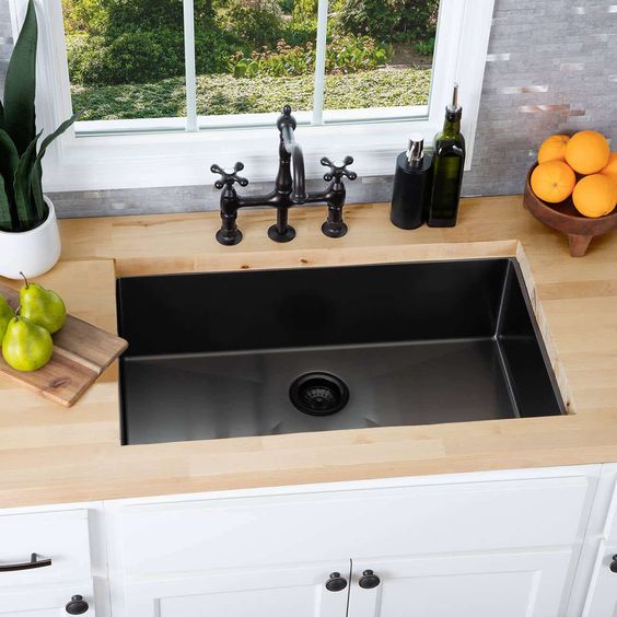 Farmhouse Kitchen Sink - homeavens.com