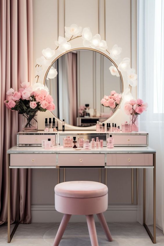 Luxe Vanity Ideas for a Glamorous Space - Homeavens.com