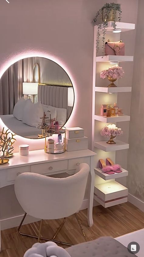 Luxe Vanity Ideas for a Glamorous Space - Homeavens.com